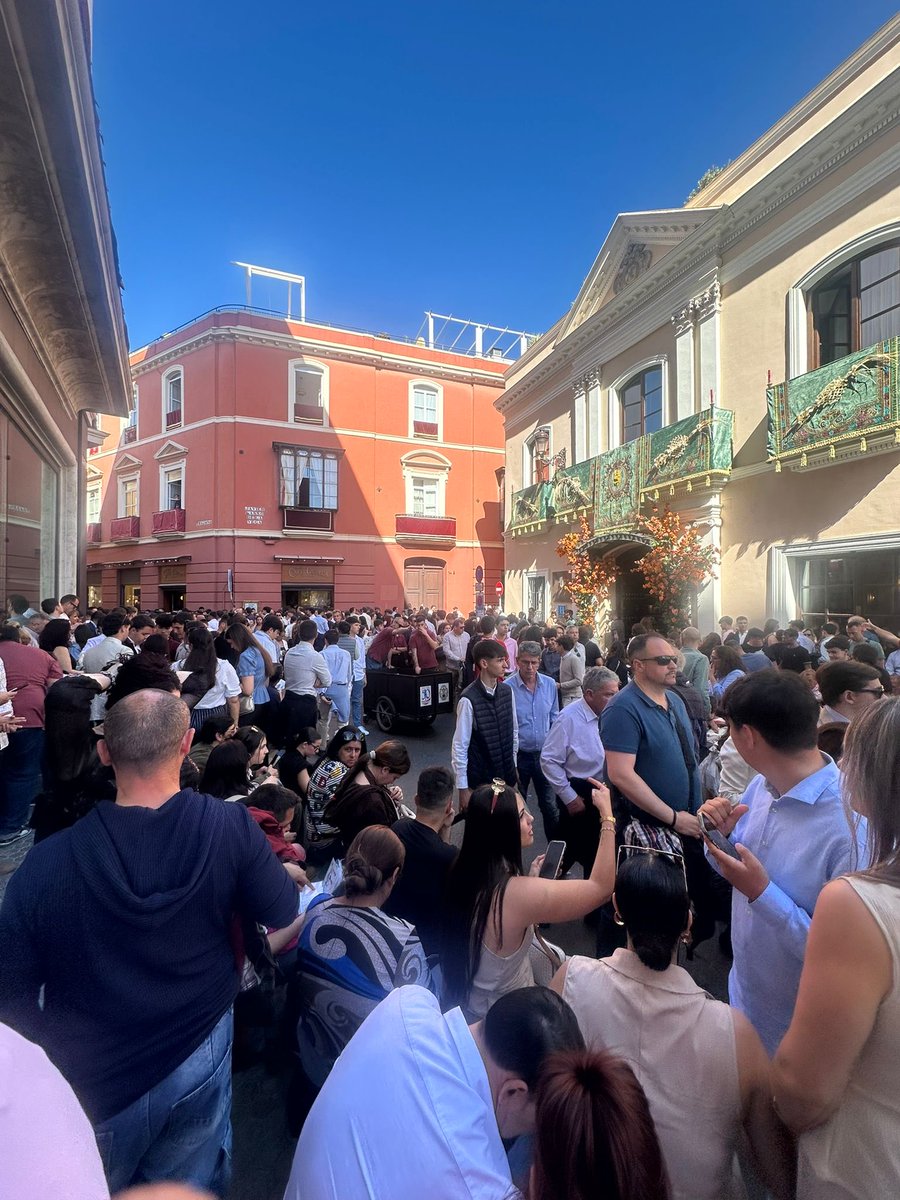 elllamadorcsr tweet media