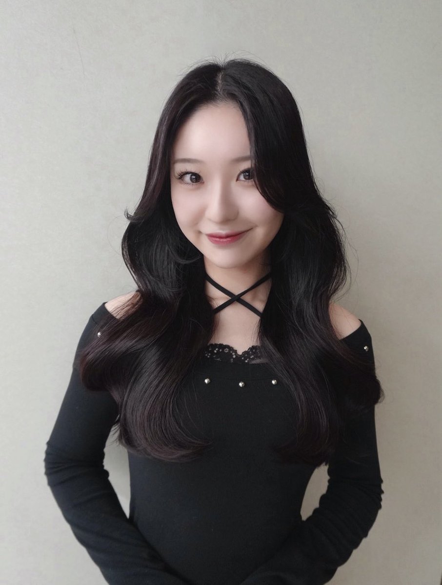 高本真緒 tweet media