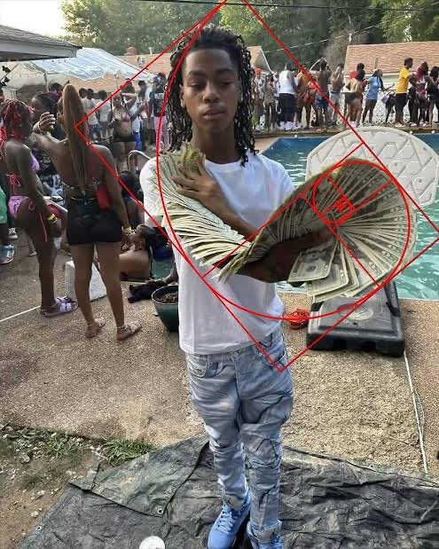 The Augster tweet media