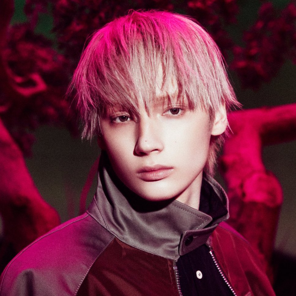 kit⋆.˚🪽— misses txt 𖣂 tweet media