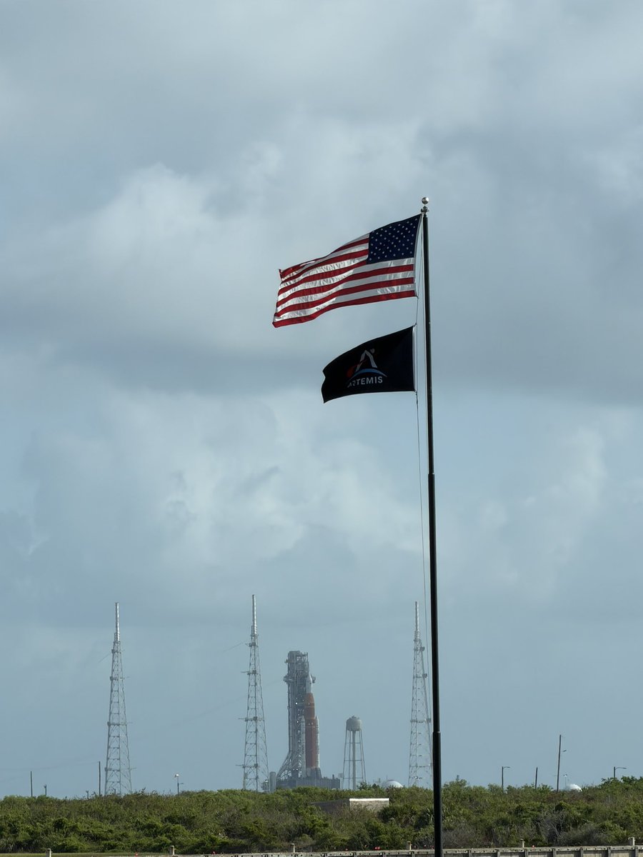 Andrew McCarthy tweet media