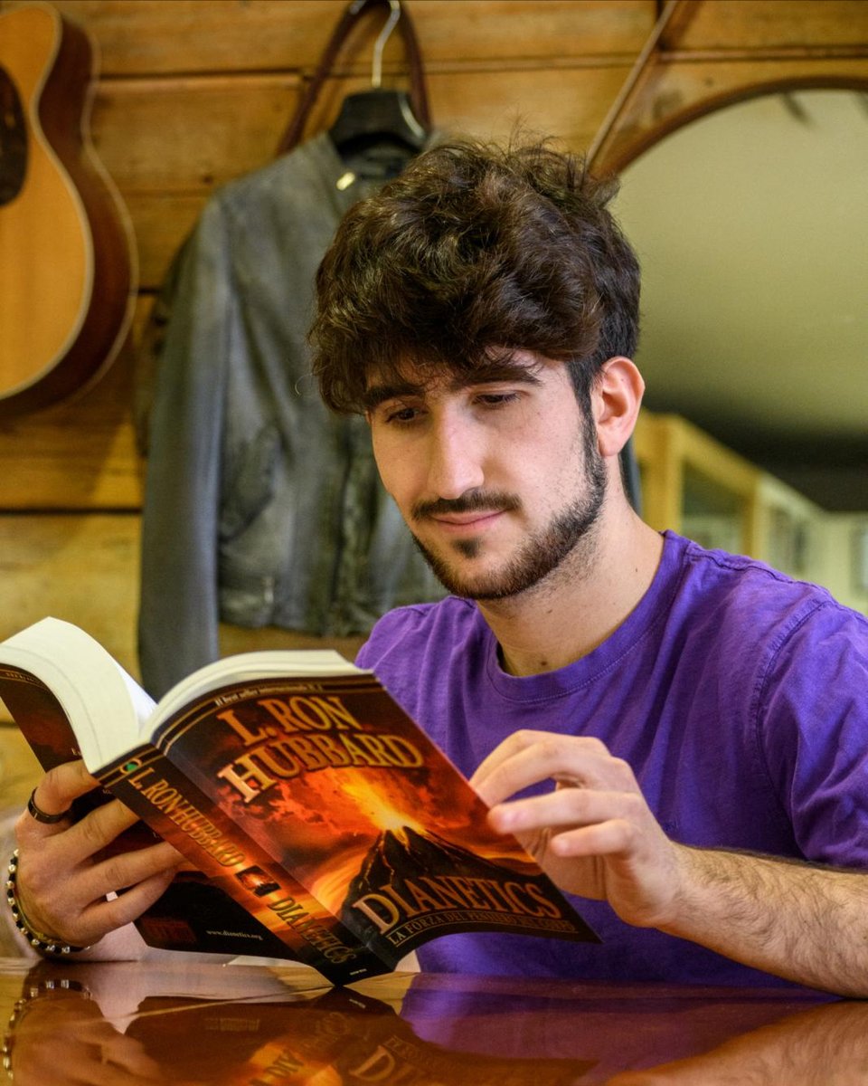 Dianetics tweet media