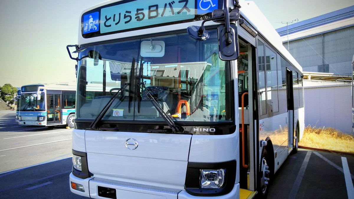 kanjyouzoku's tweet photo. 新車買ったよ!!#エイプリルフール #jBus #陸送 #自走 #4月1日 https://t.co/87yjNuCILJ