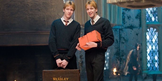 HPotterUniverse's tweet photo. Happy Birthday, Fred and George Weasley!

How fitting that their birthday is on April Fool’s Day🃏 https://t.co/h3xZ64u6fG