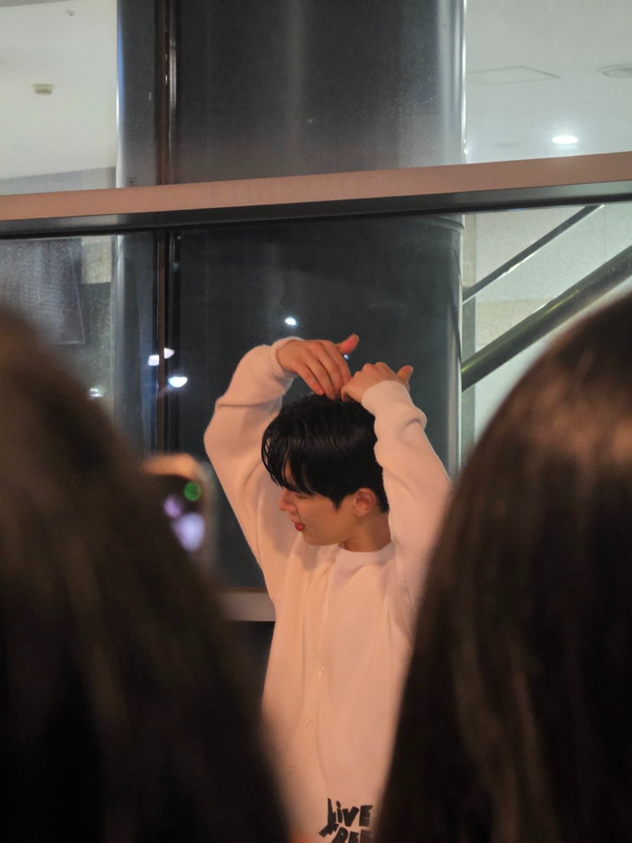 뚜두✨ tweet media