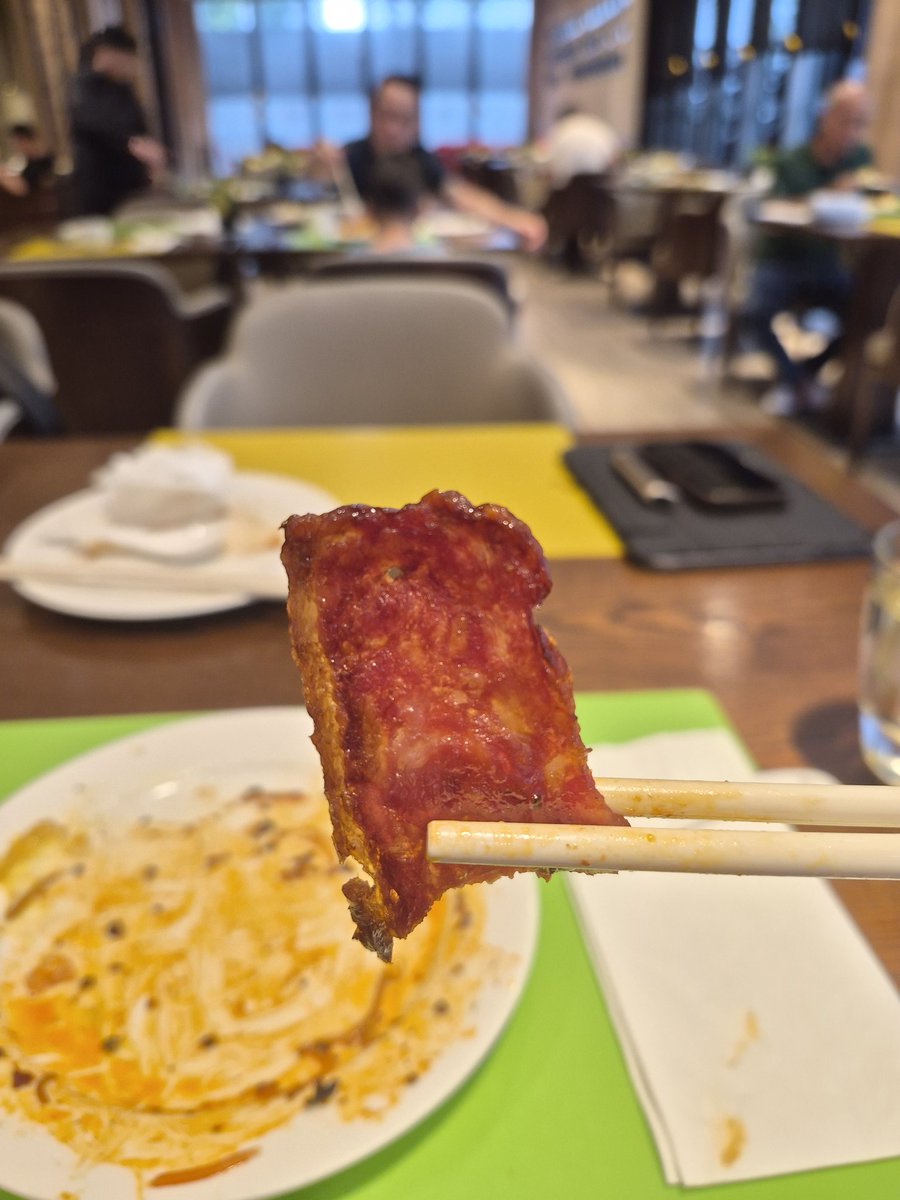 Laurentius nawang tweet media