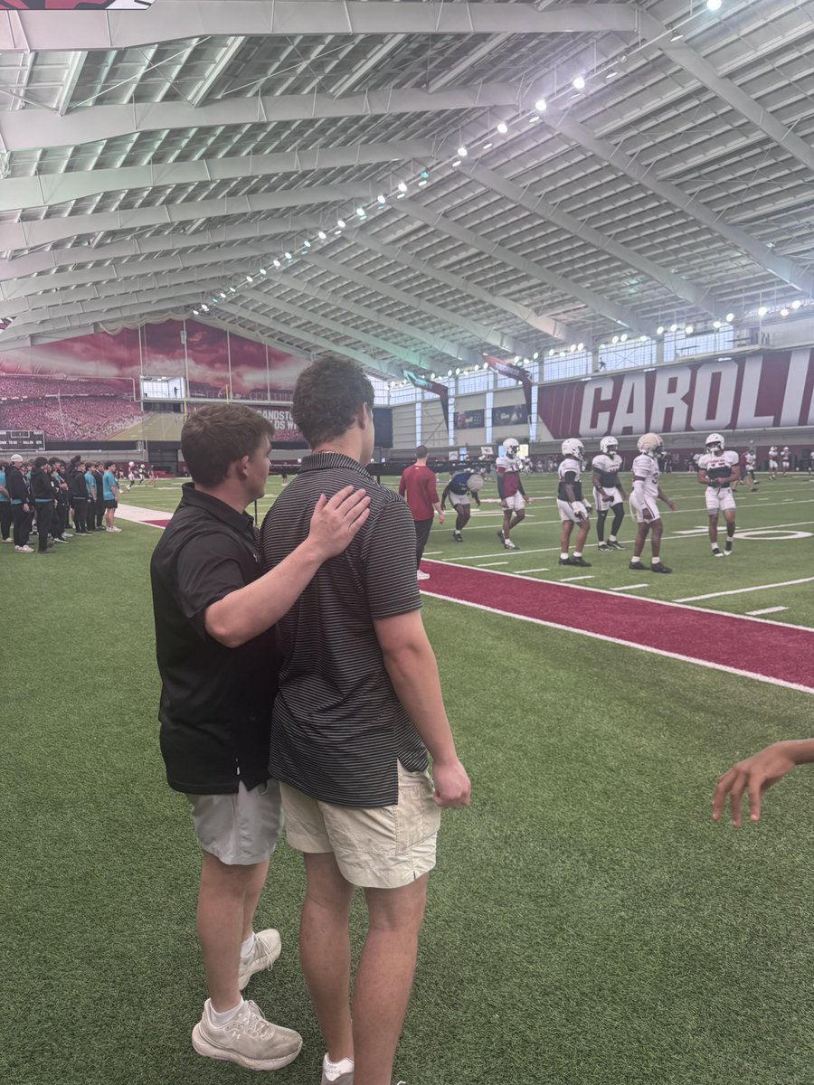 heywardbelser's tweet photo. Thankful to @GamecockFB for having me out to spring practice! @Coach_TMoney @CoachClaytonW @CoachSBeamer @PrepStarSW @prepstar360 @CoachSElliott https://t.co/UGjTQHxeuF