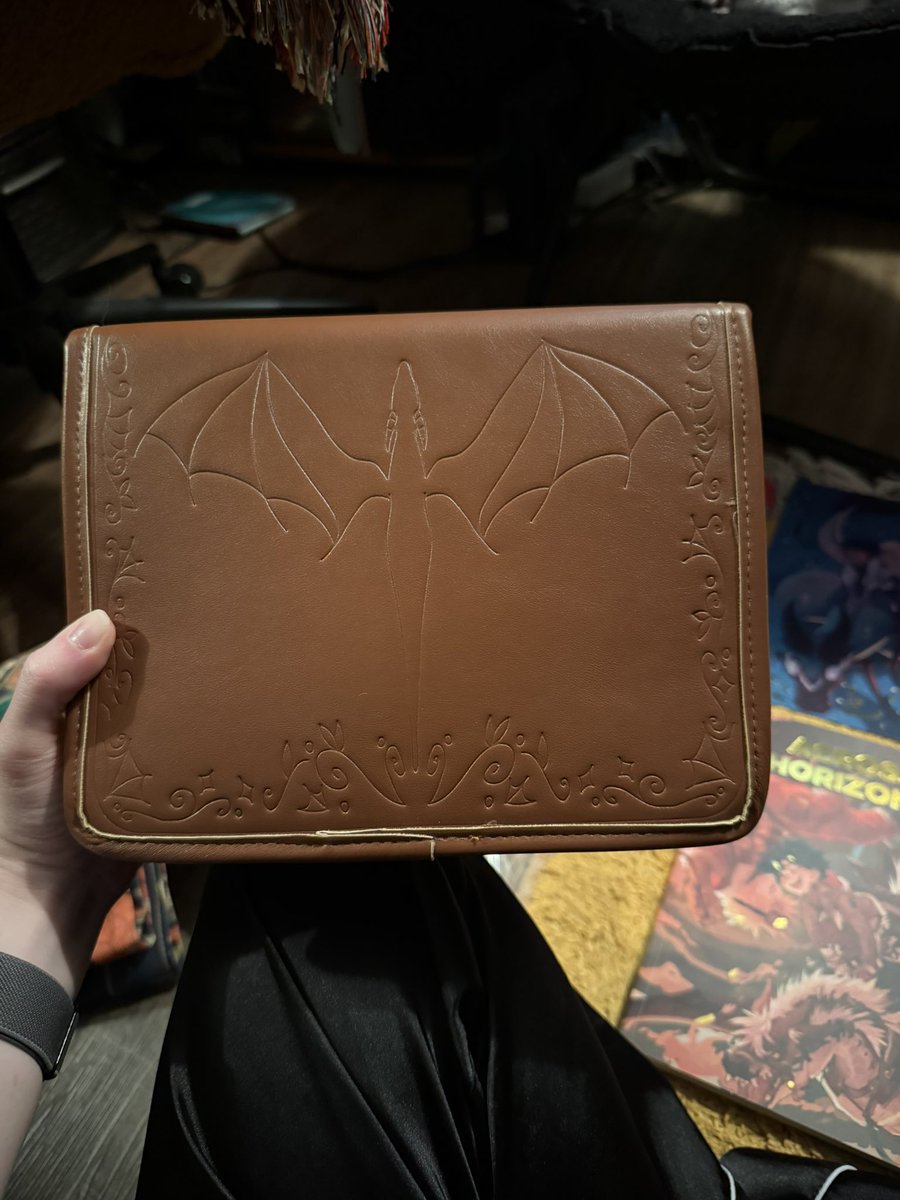 vodkatoes_'s tweet photo. Good morning, my @bkdkdragonzine came in today! Everything is so lovely 🥰🥰 https://t.co/yjvlde2flz