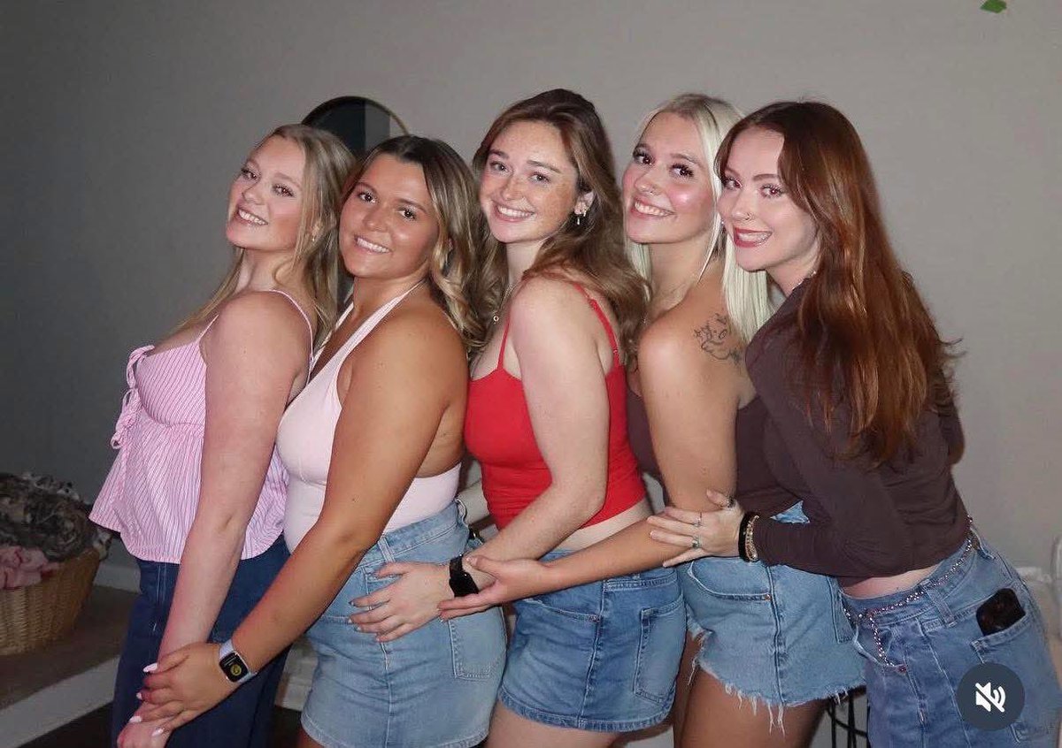 Thrilla the Gorilla tweet media