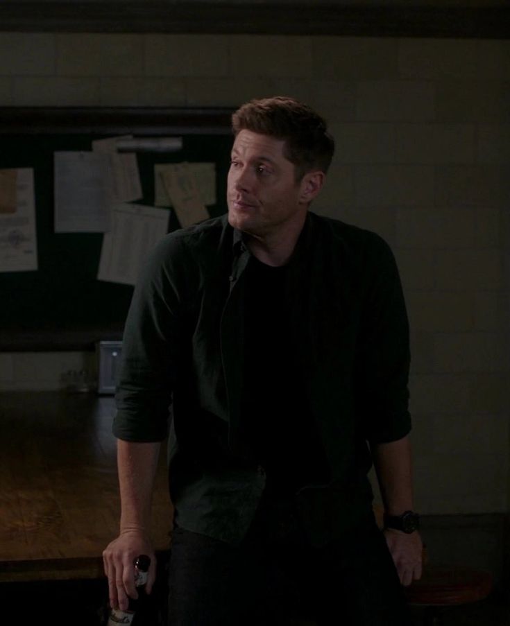 ela୨ৎ tweet media