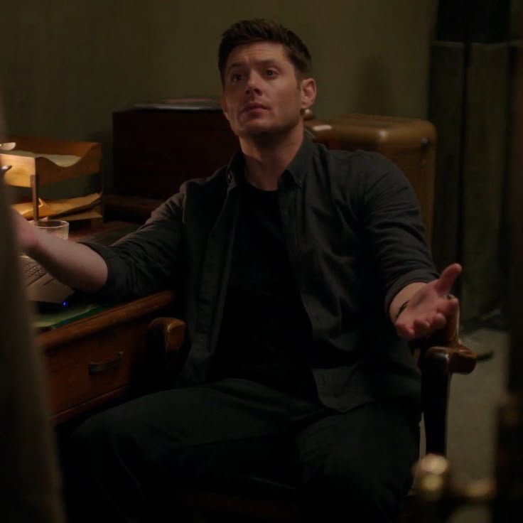 ela୨ৎ tweet media