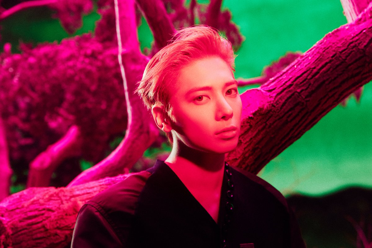 TXT INTERNATIONAL tweet media