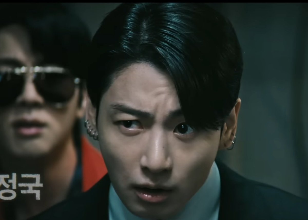 mj⋆✮ tweet media