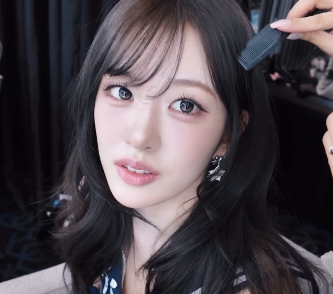 an yujin pics tweet media