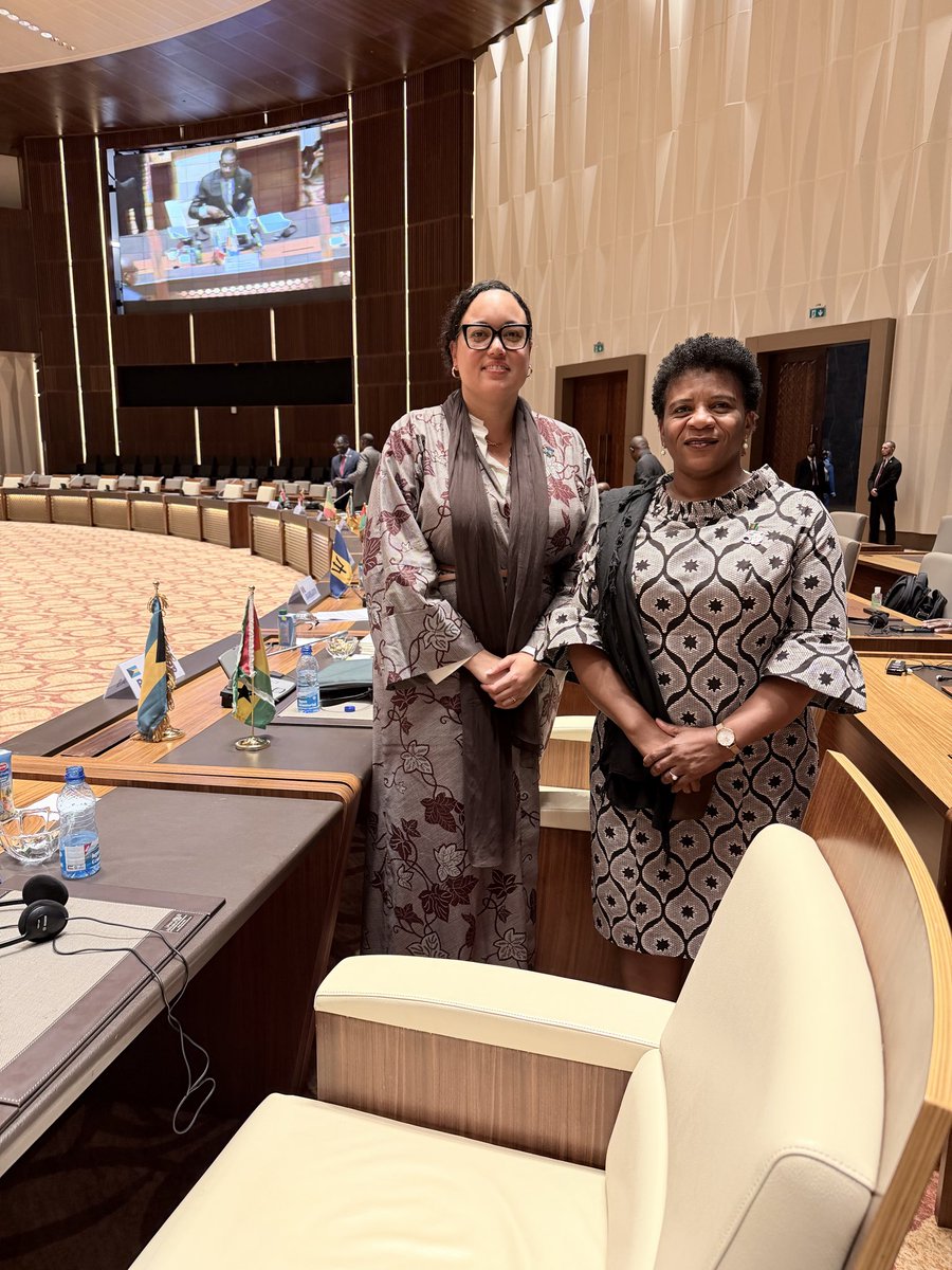 AliJerusa's tweet photo. As we depart Equatorial Guinea 🇬🇶 we leave the 11th Summit of the Organisation of African Caribbean &amp; Pacific States #OACPS knowing that #SouthSouth #Diplomacy is stronger than ever &amp; #SIDS voices are being heard. Thank you.  #OACPS #OEACP 📷 🇸🇹 🇬🇶 🇿🇼🌍 https://t.co/8caGbaaaJY