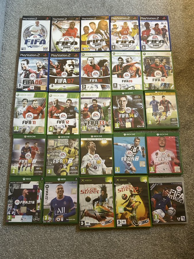 Out Of Context Football tweet media