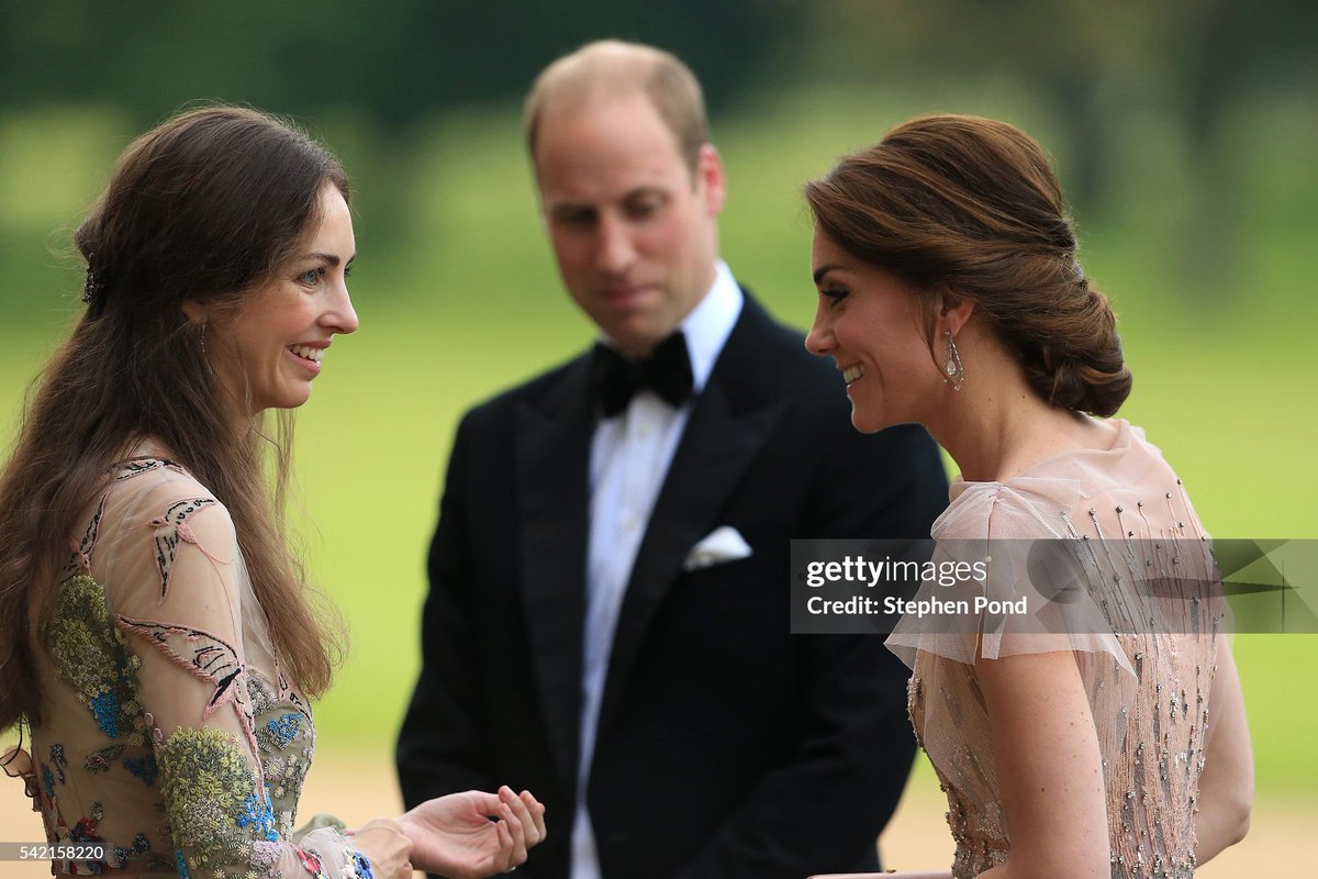 WhitestPrincess tweet media