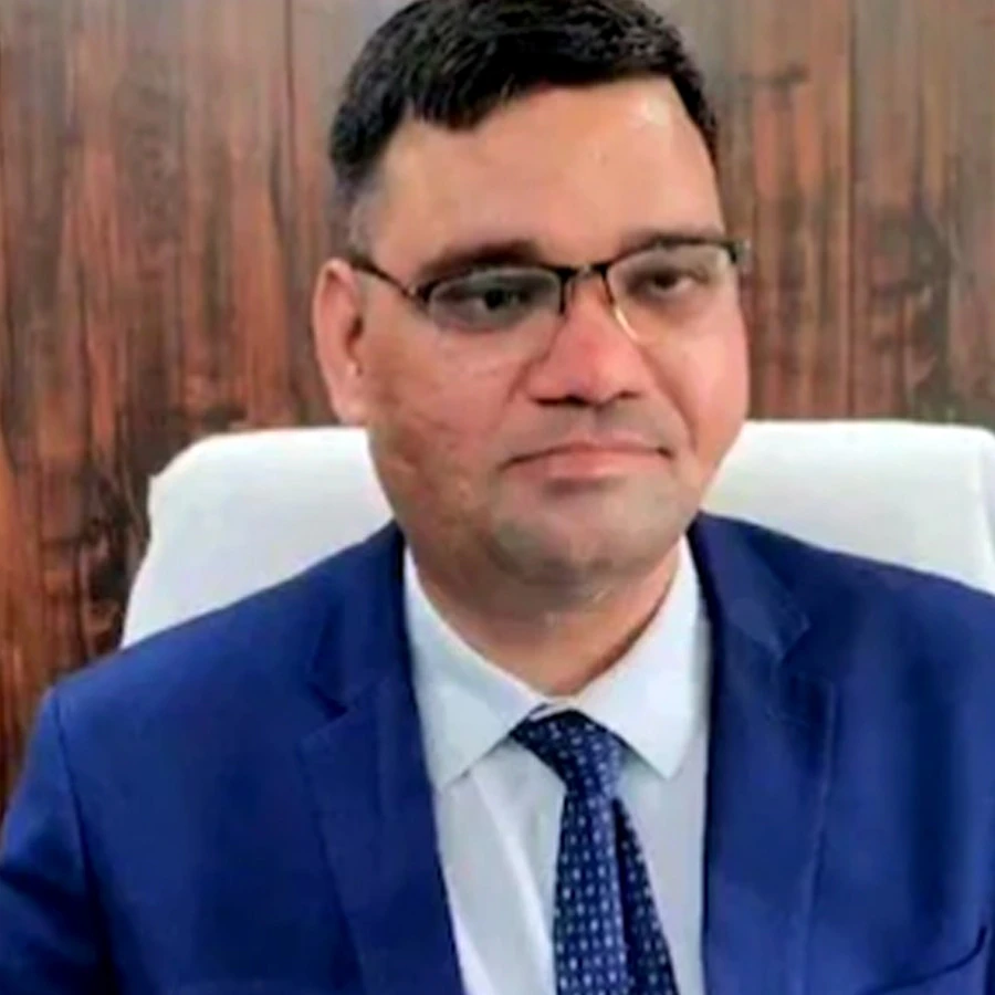 Yash Tiwari tweet media