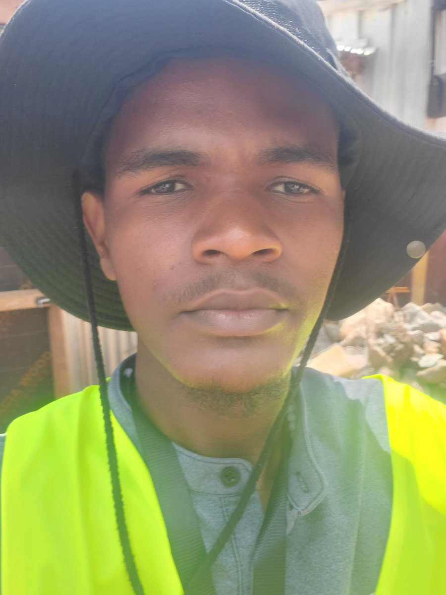 Taata kampala🦺 tweet media