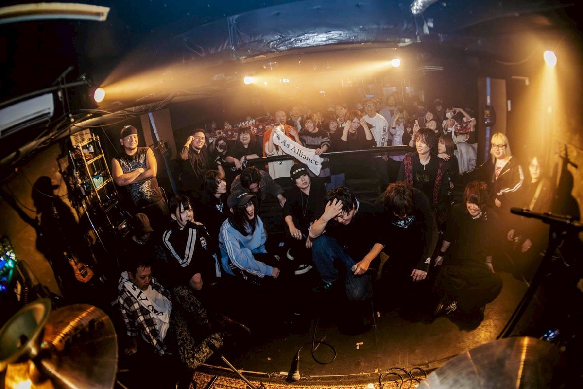 ゆい @3/14「ホロスコープ」完 tweet media