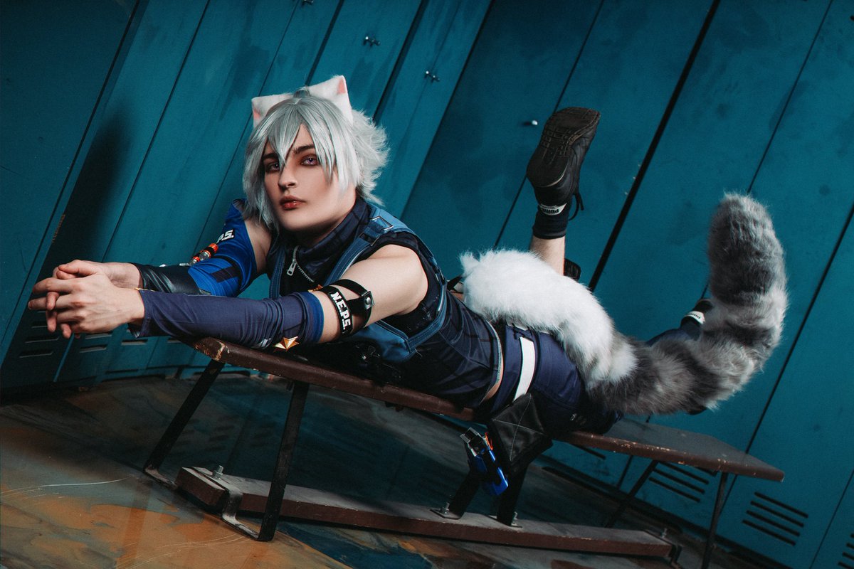 ThreeNilcos's tweet photo. Seth lay down on the bench after training to rest, it's the weekend after all🔥

Telegram - https://t.co/ByyjeehrCP

#cosplay #ZenlessZoneZero #zenlesszonezerocosplay #HoYoverse https://t.co/P8JMnLk8oo