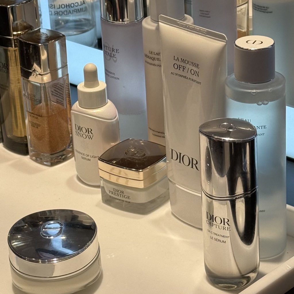 norsoryorlor tweet media