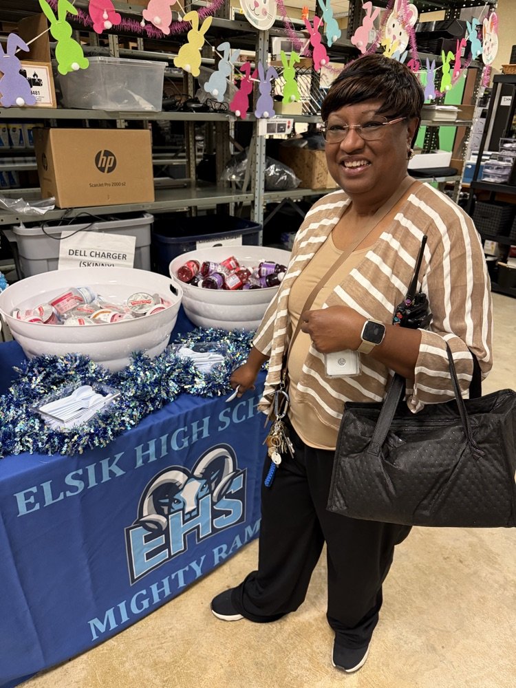 Elsik High School tweet media