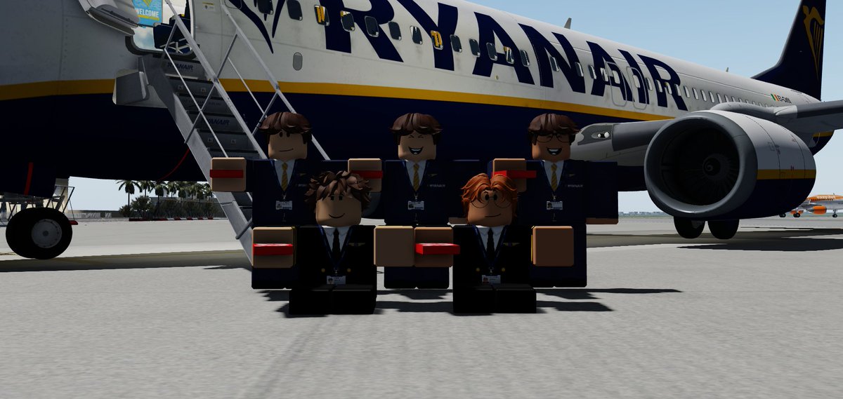 ROBLOX Ryanair tweet media
