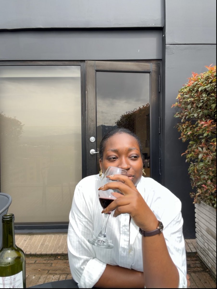 TFareedat tweet media