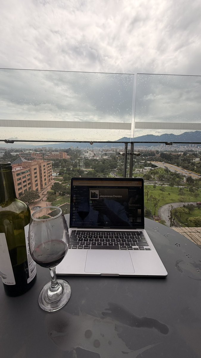 TFareedat tweet media