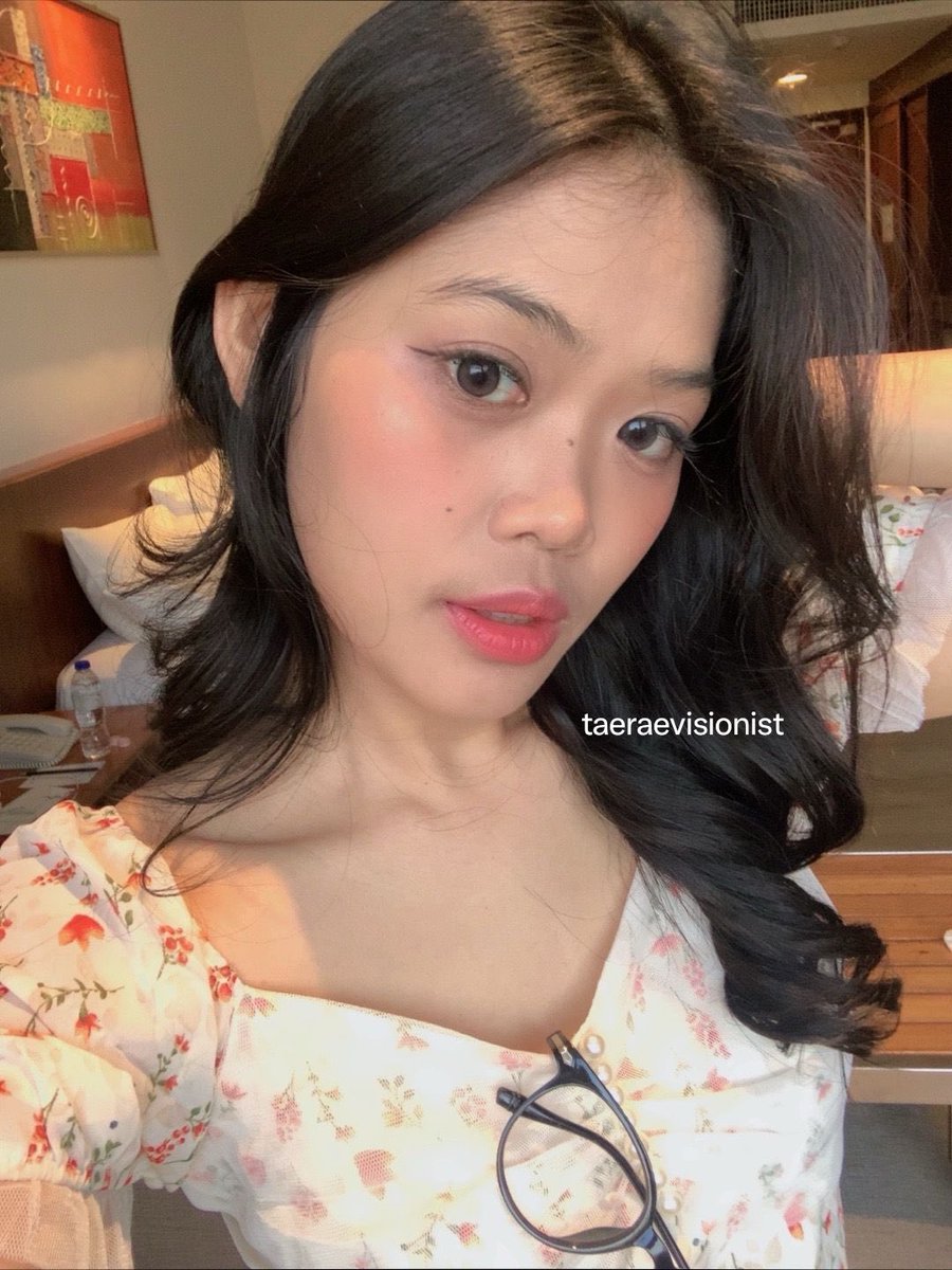 jes ୨🪼ৎ tweet media