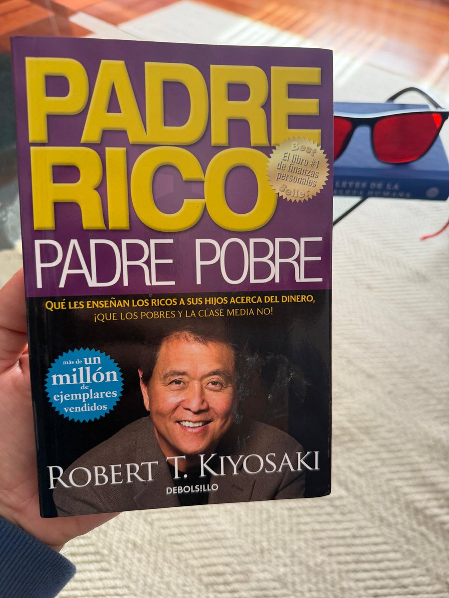 MikeCAGR tweet media