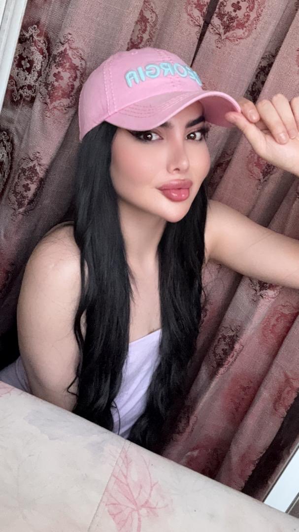 جوجو شيميل في بغداد tweet media