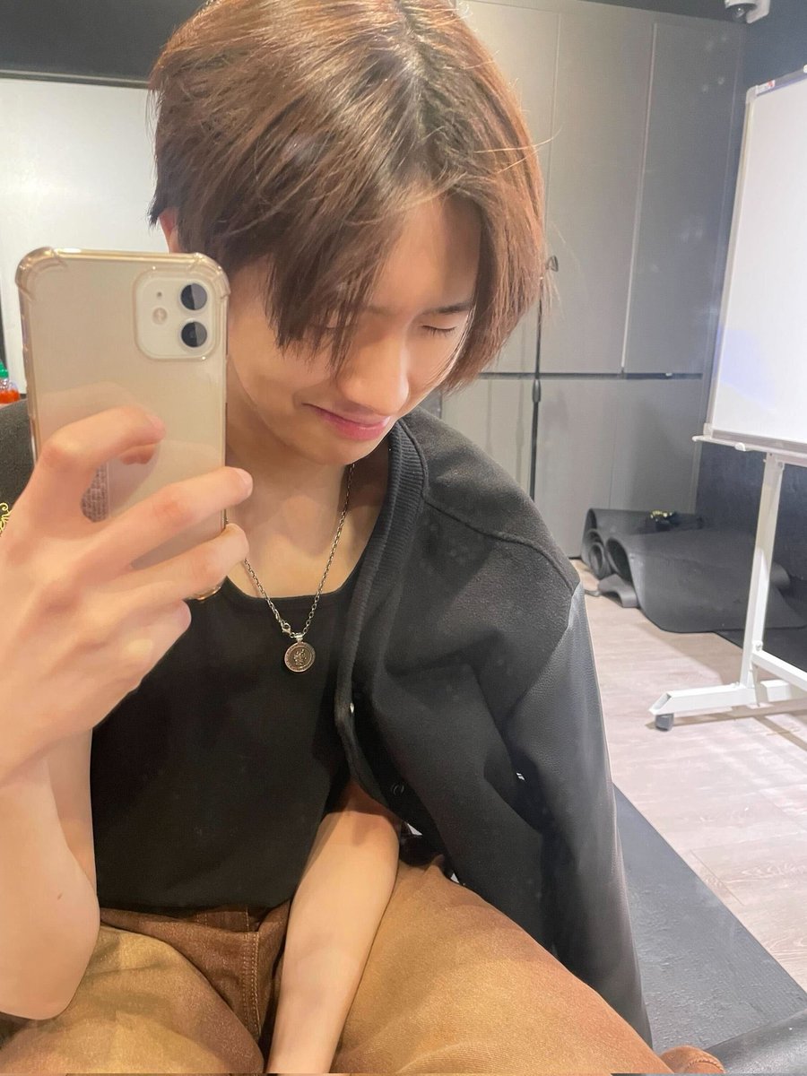 ★ kinnA running 2 MJ🏃🏻‍♂️ tweet media