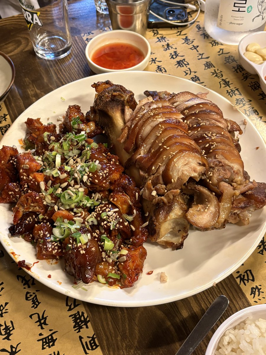 디와 식사계정 tweet media