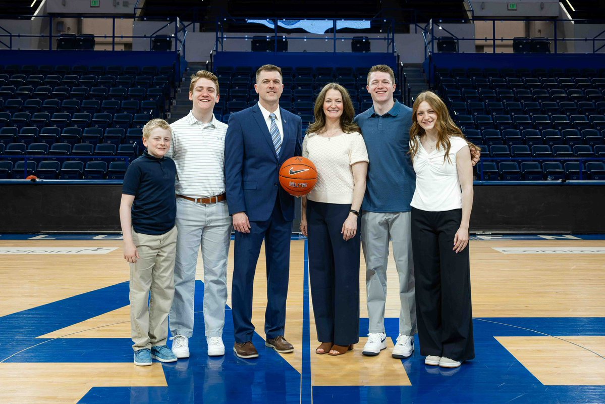 Air Force Men's Basketball tweet media