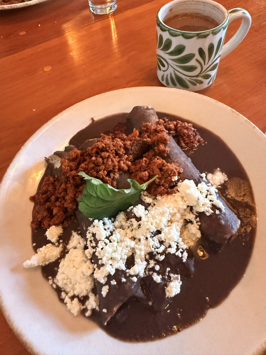 Lupita Hinojosa tweet media