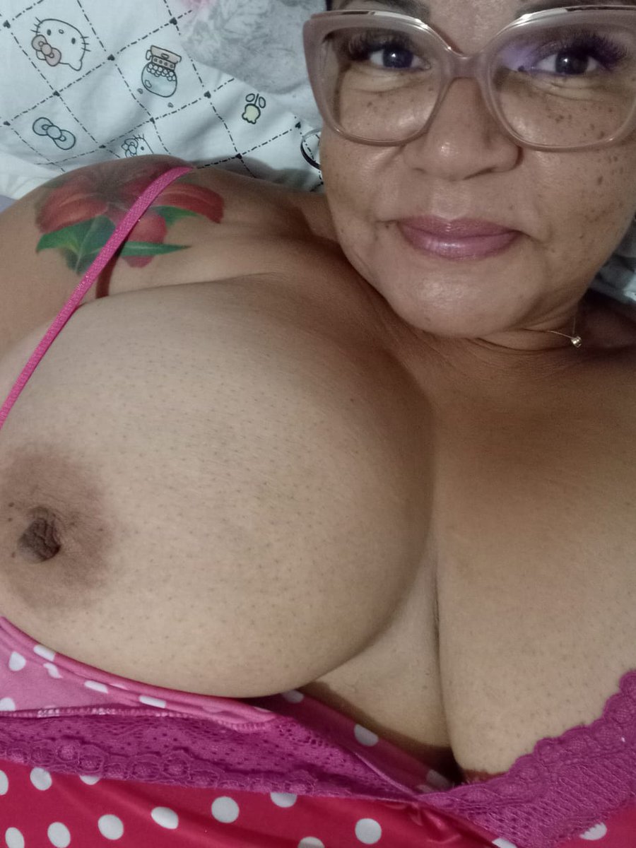 joni734542's tweet photo. Do you want breast milk? 🍼😍
#boobs #lucking #fucking #LIKE_AMILK #milkshake #hot #porn https://t.co/IFIUXNonOV