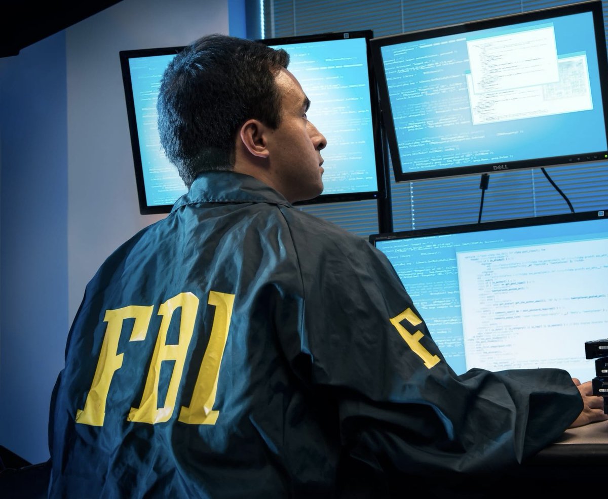 SAY CHEESE! 👄🧀 tweet media