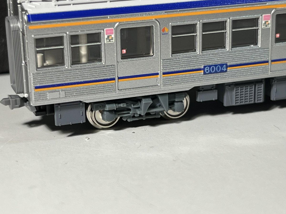 maikeru_iroiro's tweet photo. ★新製品のお知らせ

●南の6000用 FS392C台車
　2両分入り　¥1,800-

サハの台車置き換え用等に。
既製品と並べても違和感がないように設計しています。

・EC用台車集電板4641
・中空軸車輪(車軸短)
が別途必要です。

※割れやすいため、取り付けの際はご注意ください。

4/5鉄道模型市で発売！ https://t.co/rc6C8UlghG