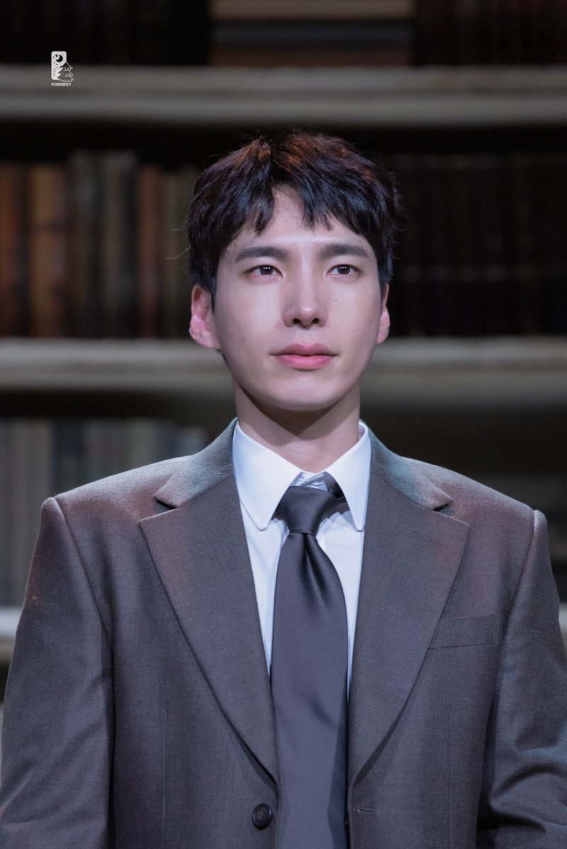 포 레스트 tweet media