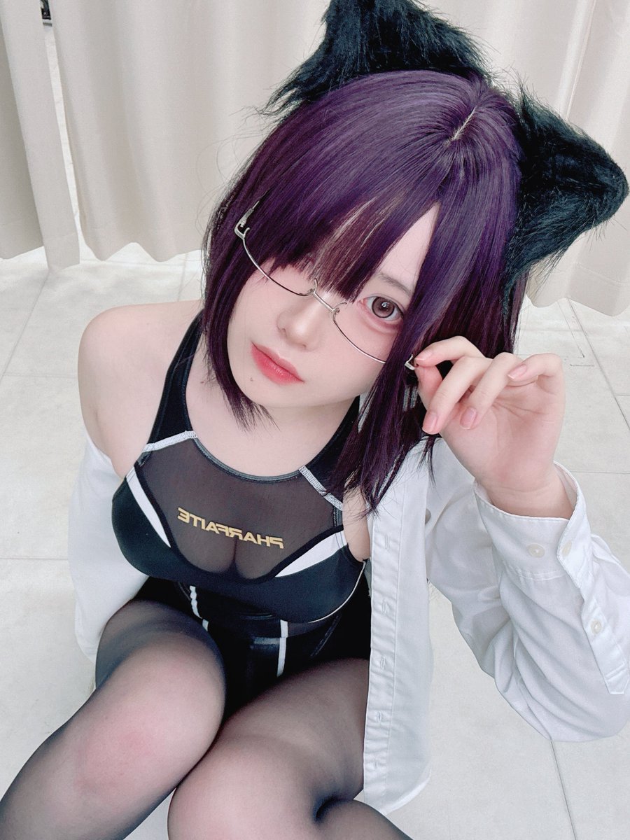 えびせんべい tweet media