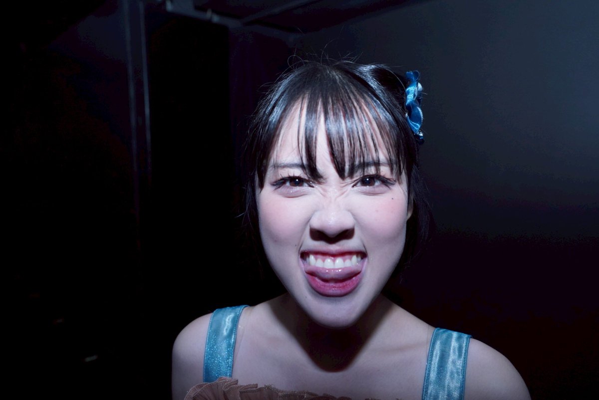 gabriela abigail tweet media