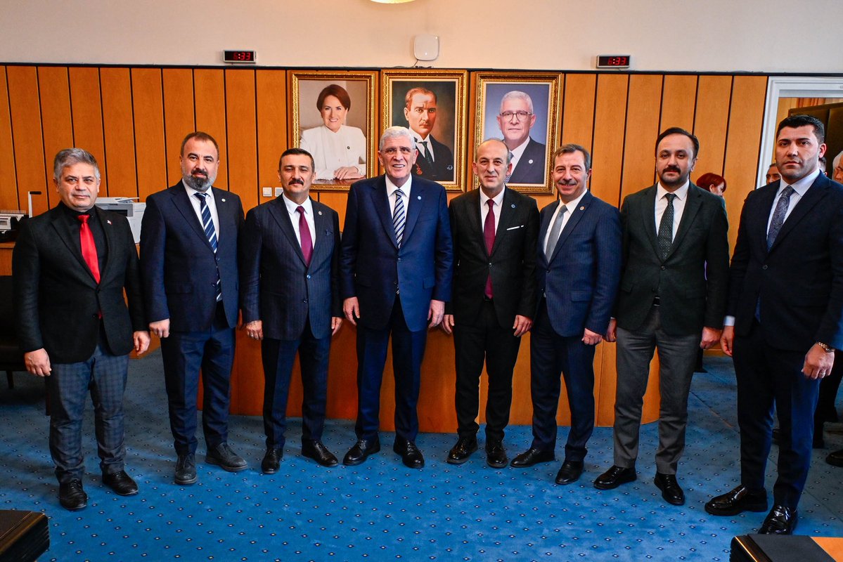 İYİ Parti tweet media