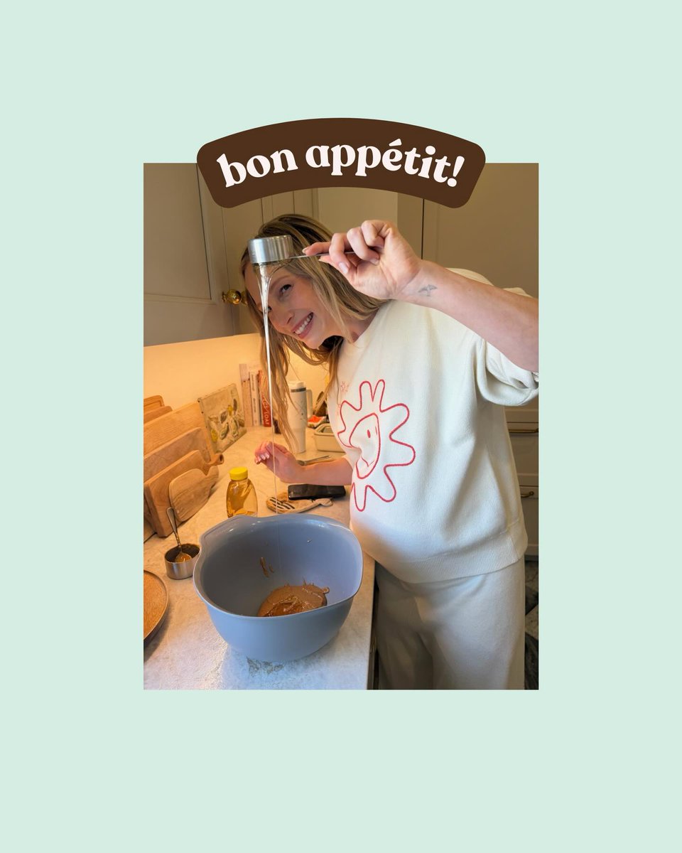 Candice King Daily tweet media