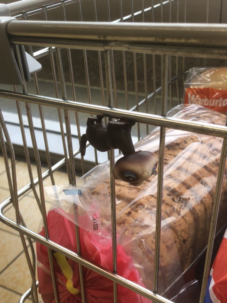 sylvie ^_^ tweet media