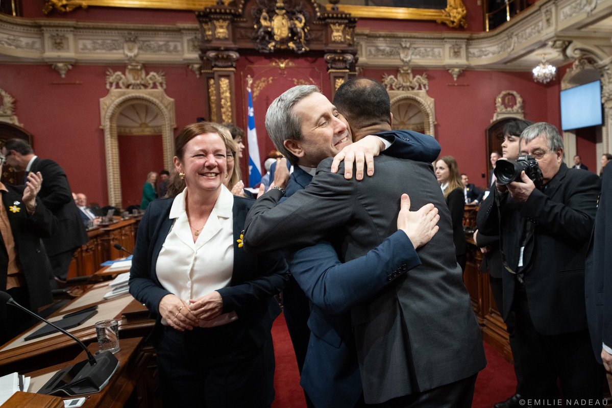 François Legault tweet media