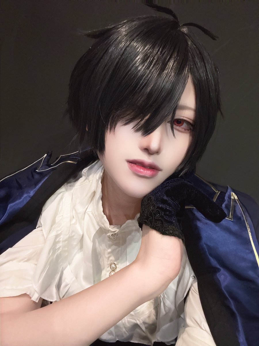 ユヅル tweet media