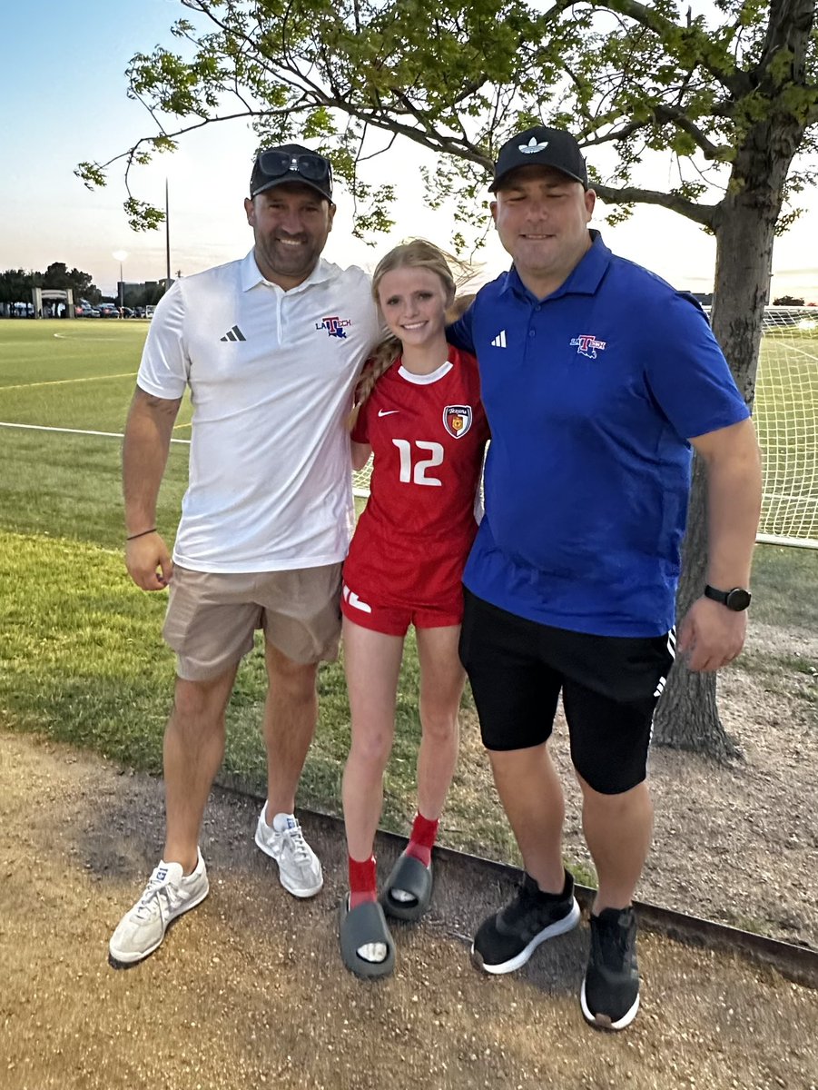 Taylee Wood tweet media