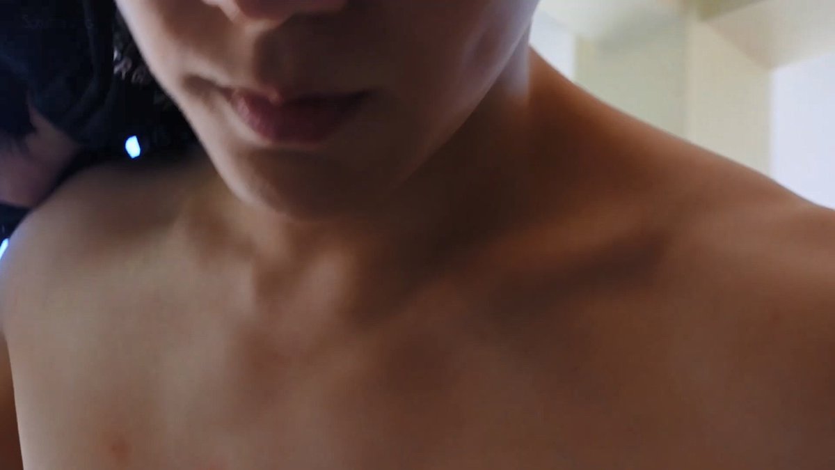 txt your omega is showing off his unmarked scent glands for the whole world to see??? I’m gonna need you to step it UP